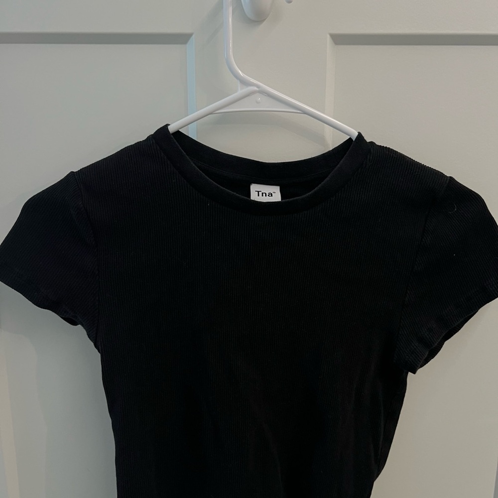 Aritzia TNA Black Tshirt